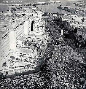 Alger - Forum - 13 Mai 1958